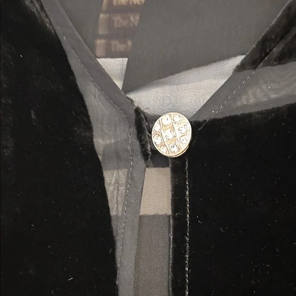 Escada Black Sheer Blazer with Geometric Design - Picture 4 of 10